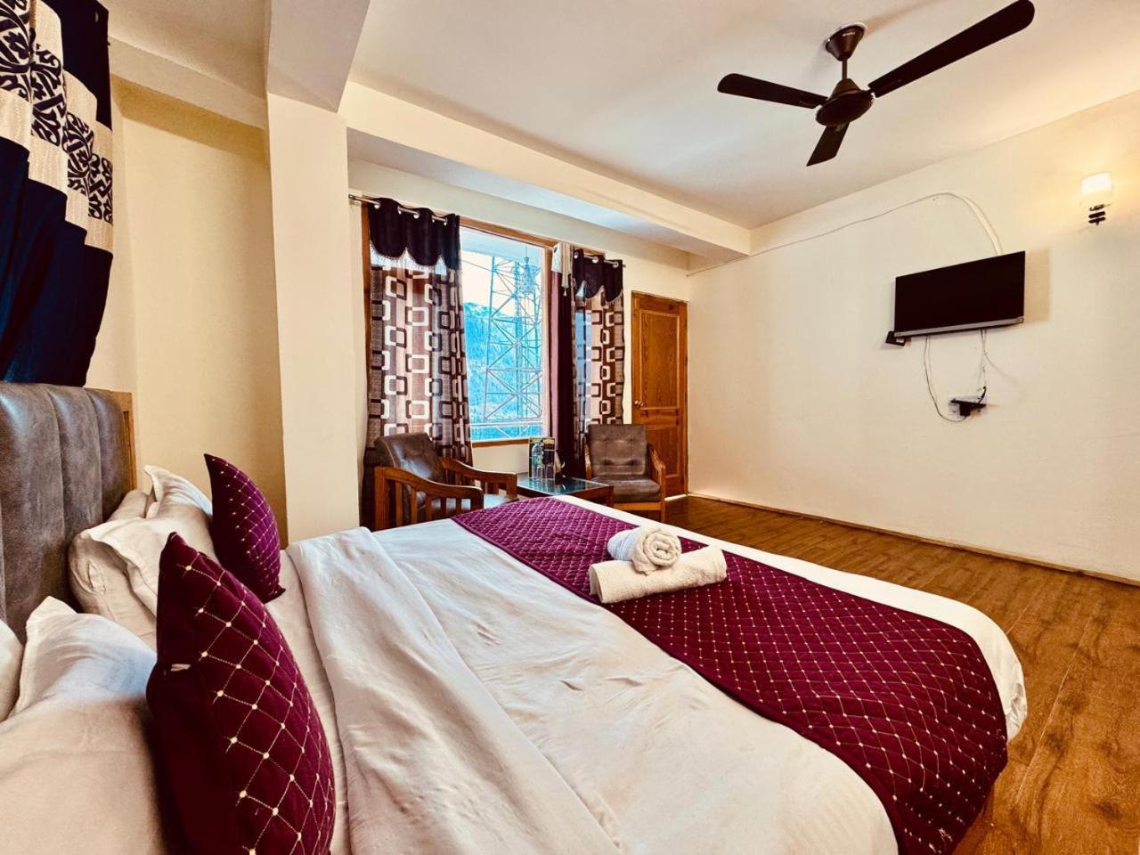 Royal Majestic View Point Lodge Manāli Buitenkant foto