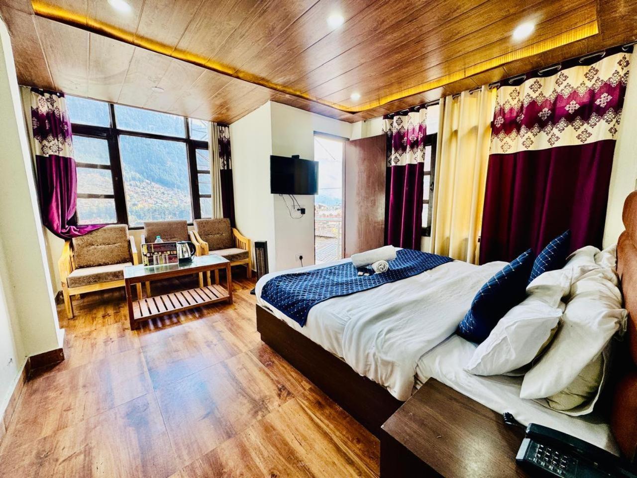 Royal Majestic View Point Lodge Manāli Buitenkant foto